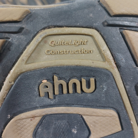 Ahnu Hiking Walking Shoes Brown Black Leather Bungee Lace Womens Size 9 - Picture 7 of 8